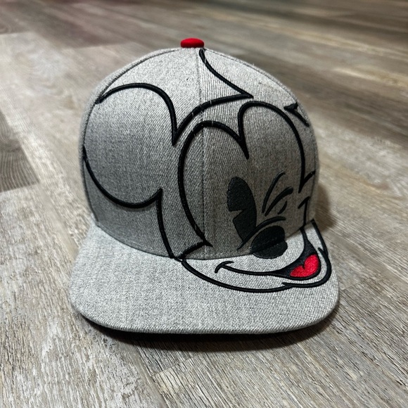 Disney Mickey Mouse Snapback Hat - Picture 2 of 6